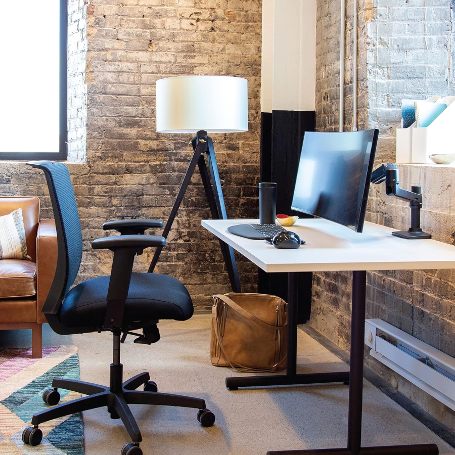 Ergotron LX Supporto da Tavolo Monitor (Nero) per Schermi fino a 34 Pollici (Braccio Monitor Premium con Tecnologia Brevettata Constant Force per un Posizionamento Senza Sforzo fino a 11,3 kg.)